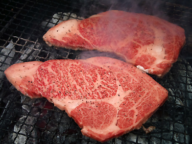肉〜!!!